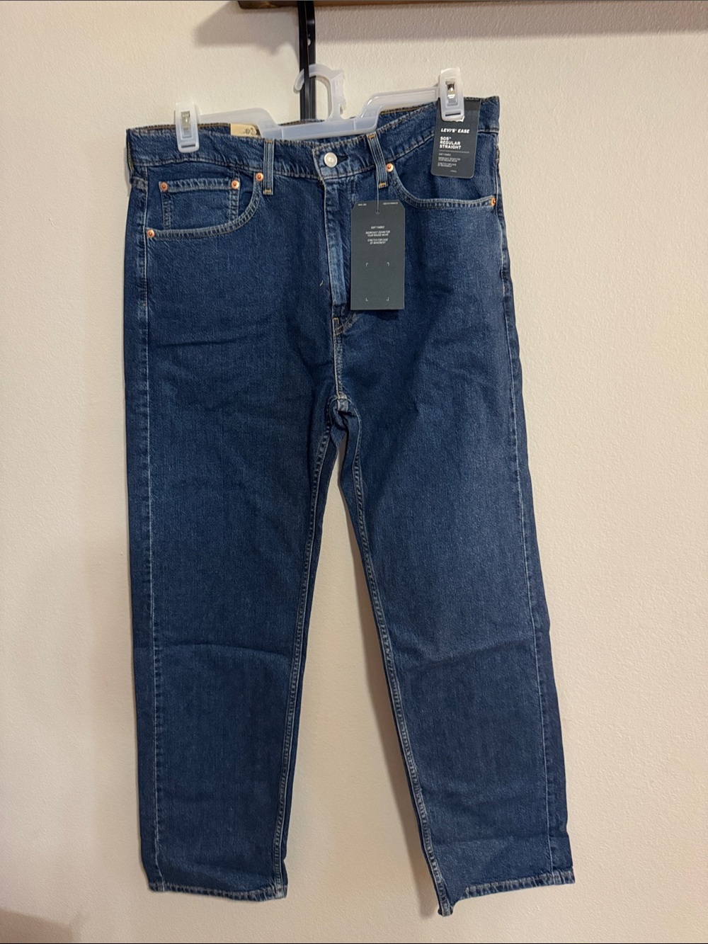 Levi’s 505 Men’s Dark Blue Straight-Leg Jeans
